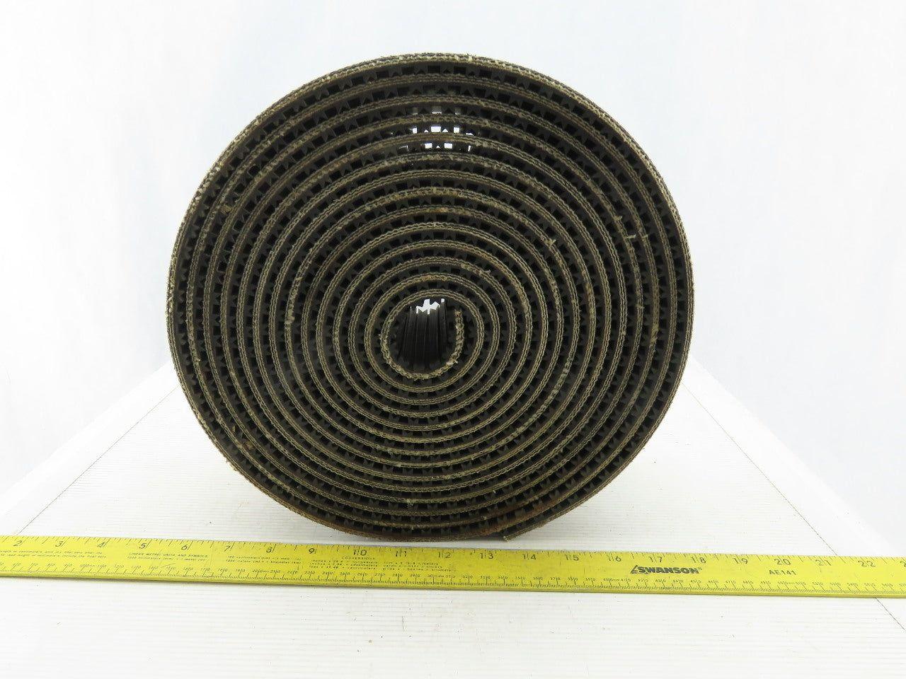 4" 3 Ply Woven Back Incline Decline Conveyor Belt Longitudinal Tread 23'