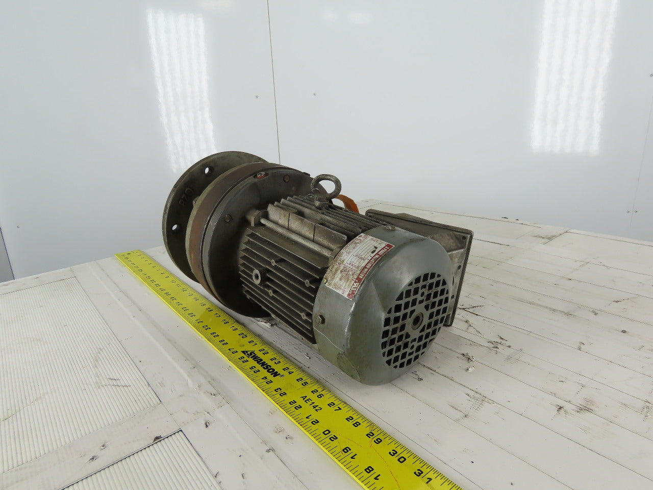 Sumitmo In Line Gear Box Speed Reducer 50:1 Ratio 34.8rpm 208-230/460V
