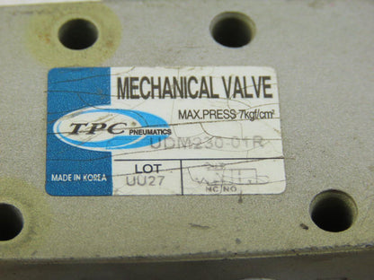 TPC UDM230-01R Mechanical Pneumatic Valve 1/8" NPT
