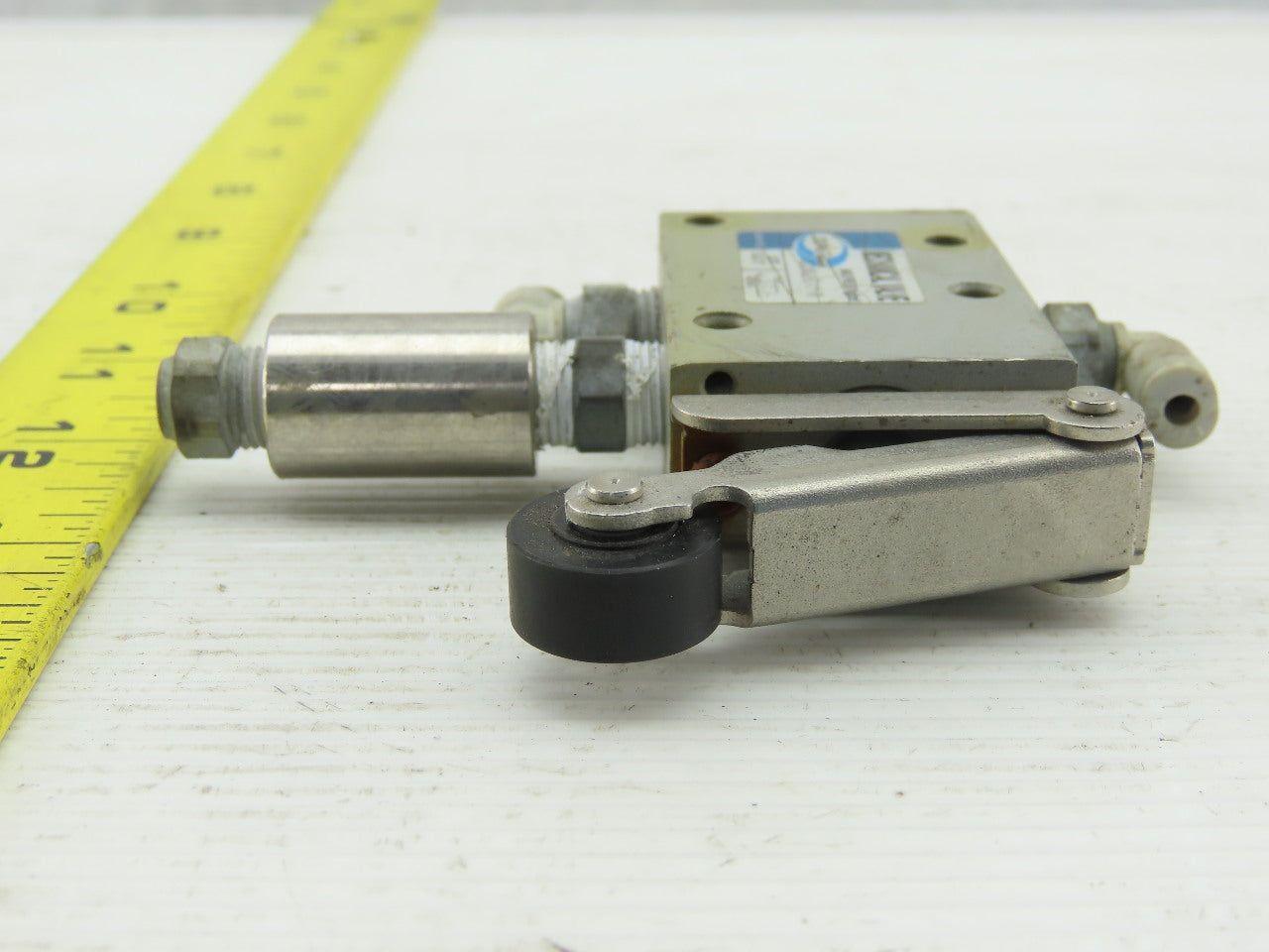 TPC UDM230-01R Mechanical Pneumatic Valve 1/8" NPT