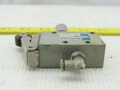 TPC UDM230-01R Mechanical Pneumatic Valve 1/8" NPT