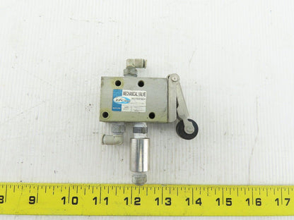 TPC UDM230-01R Mechanical Pneumatic Valve 1/8" NPT
