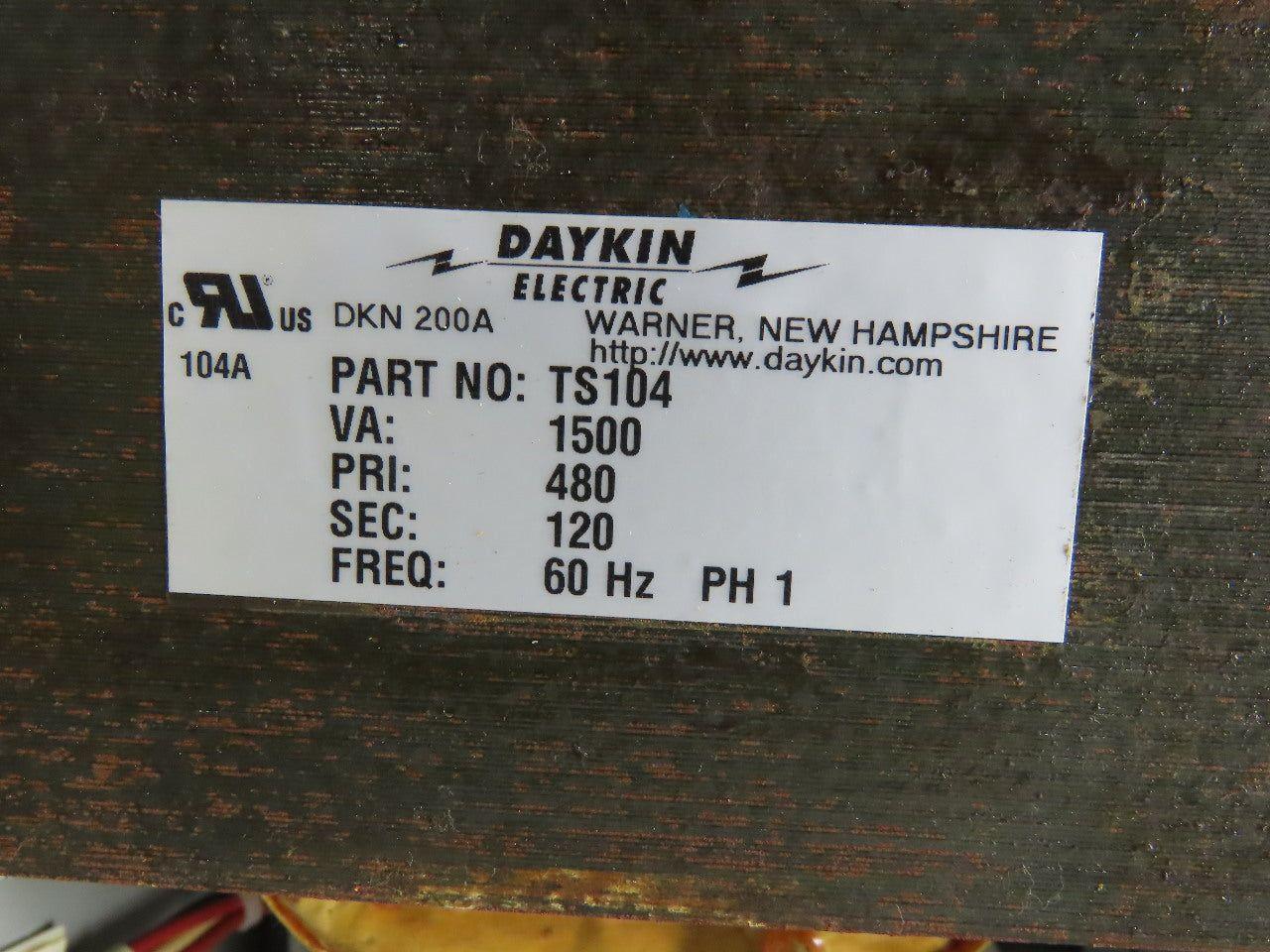 Daykin GPFB-03 Enclosed Transformer Disconnect 1500VA 480V Pri 120V Sec 1PH