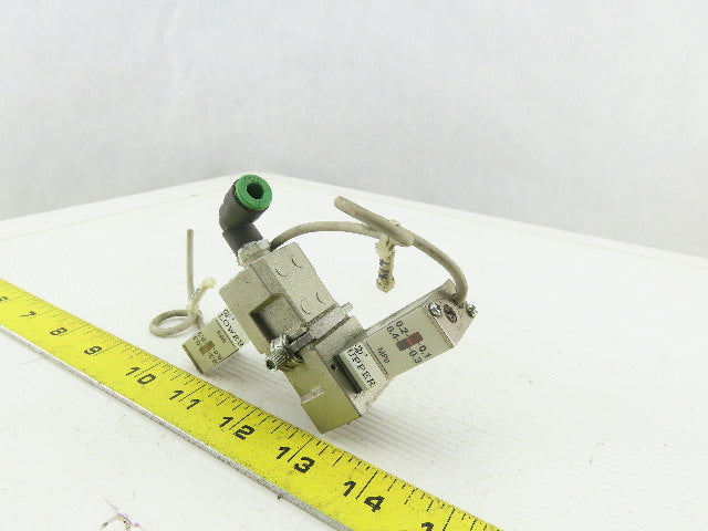 SMC IS10E-2001 Pneumatic Pressure Switch Assembly 1/8" NPT