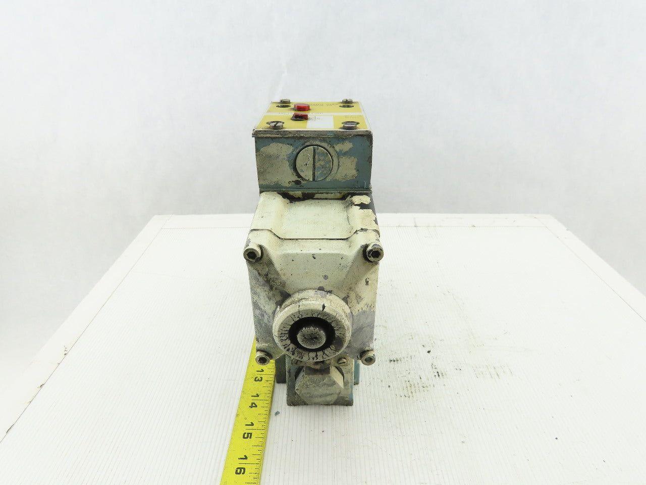 Rexroth 4WE10J21/AW110N Hydraulic Directional Control Solenoid Valve