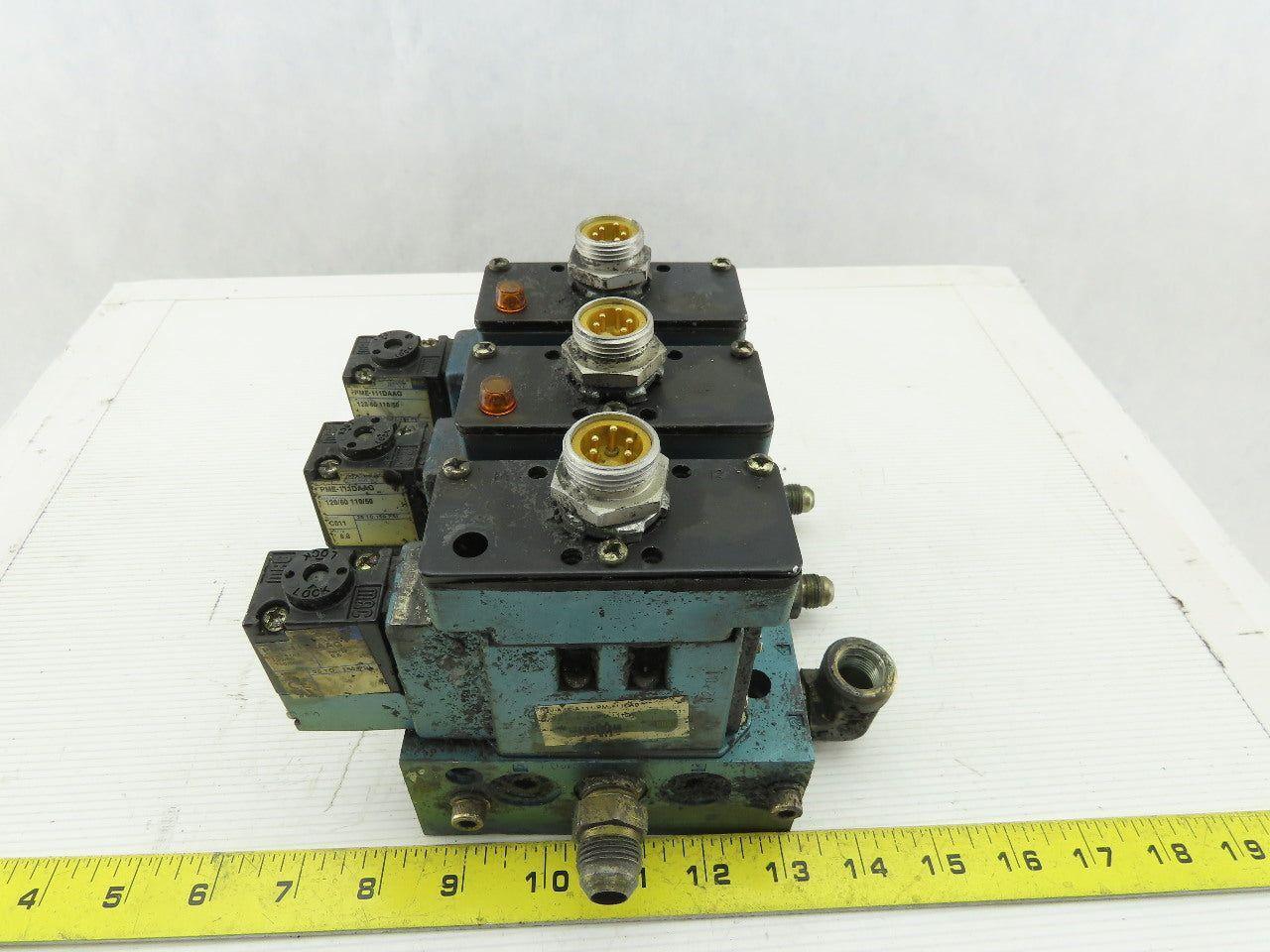 Mac MV-A1C-A-111-PM-DA9 Pneumatic Manifold 3 Valve Assembly 120V
