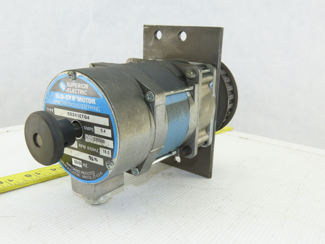 Superior Electric SS241ETG4 Synchronous Stepping Motor 120V