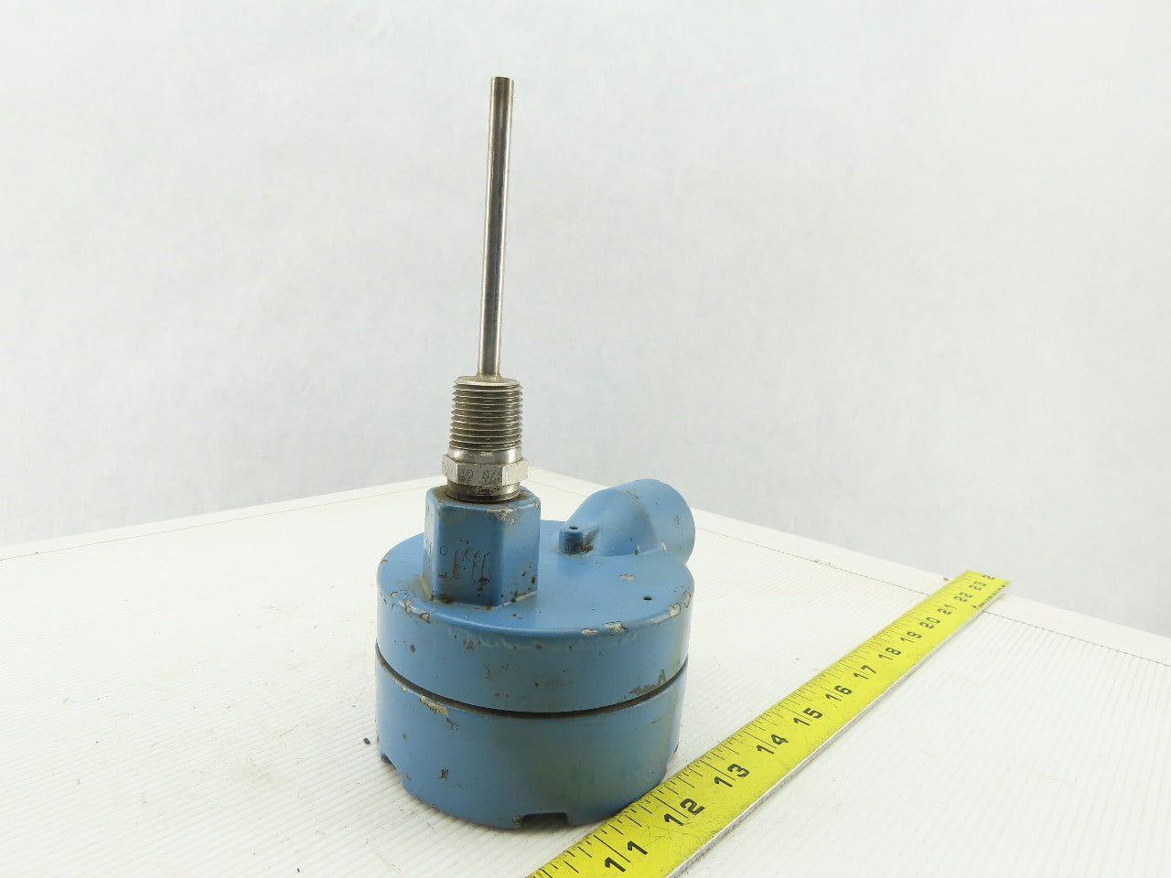 Rosemount Model 244RC-011NA Temperature Transmitter /Transducer 0-300°C 1/2"NPT