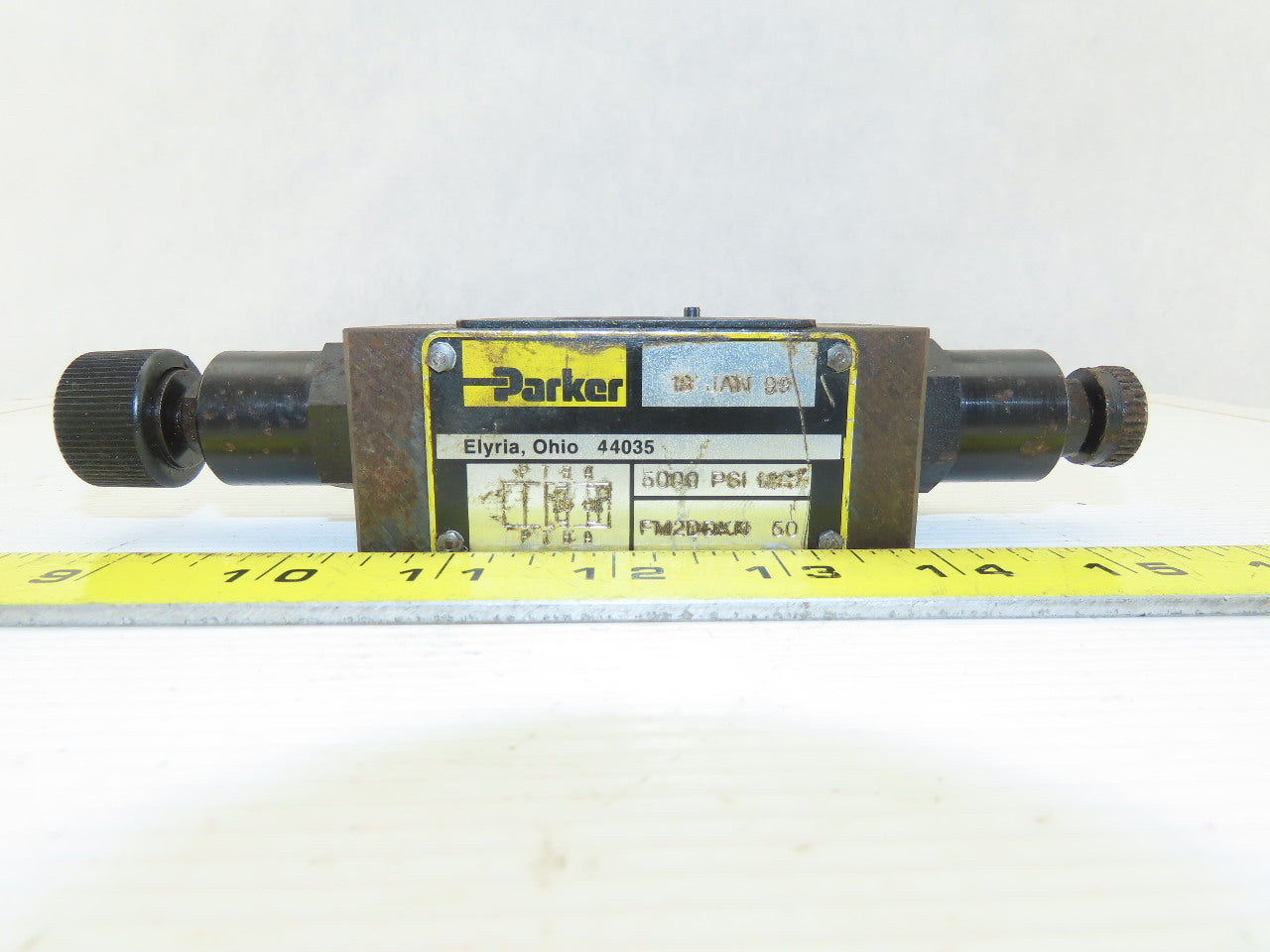 Parker FM2DDKN 50 Hydraulic Pressure Control Valve 5000 PSI