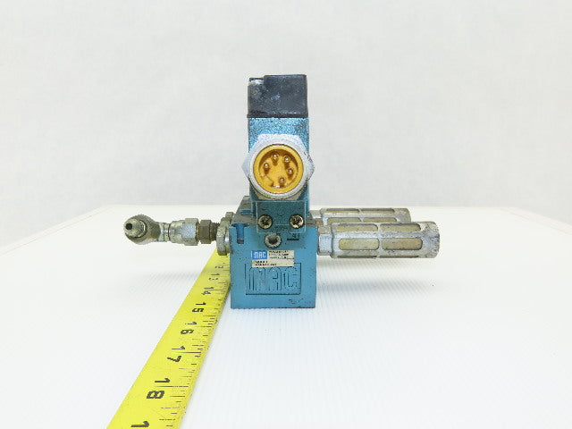 MAC MV-A1C-A111-PM-AA330 Solenoid Valve W/MM-A1c-231 Base & 120V Coil