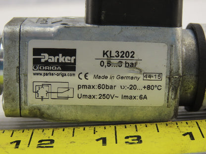 Parker KL3202 Adjustable Pneumatic pressure Switch 0.5-8 Bar 250V Max 6A
