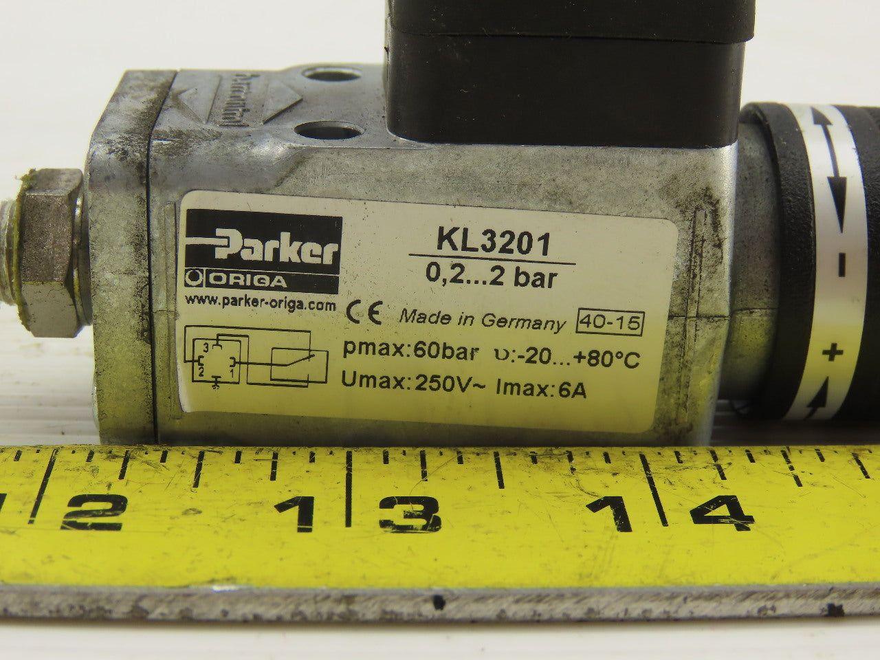 Parker KL3201 Adjustable Pneumatic pressure Switch 0.2 To 2 Bar 250V Max 6A