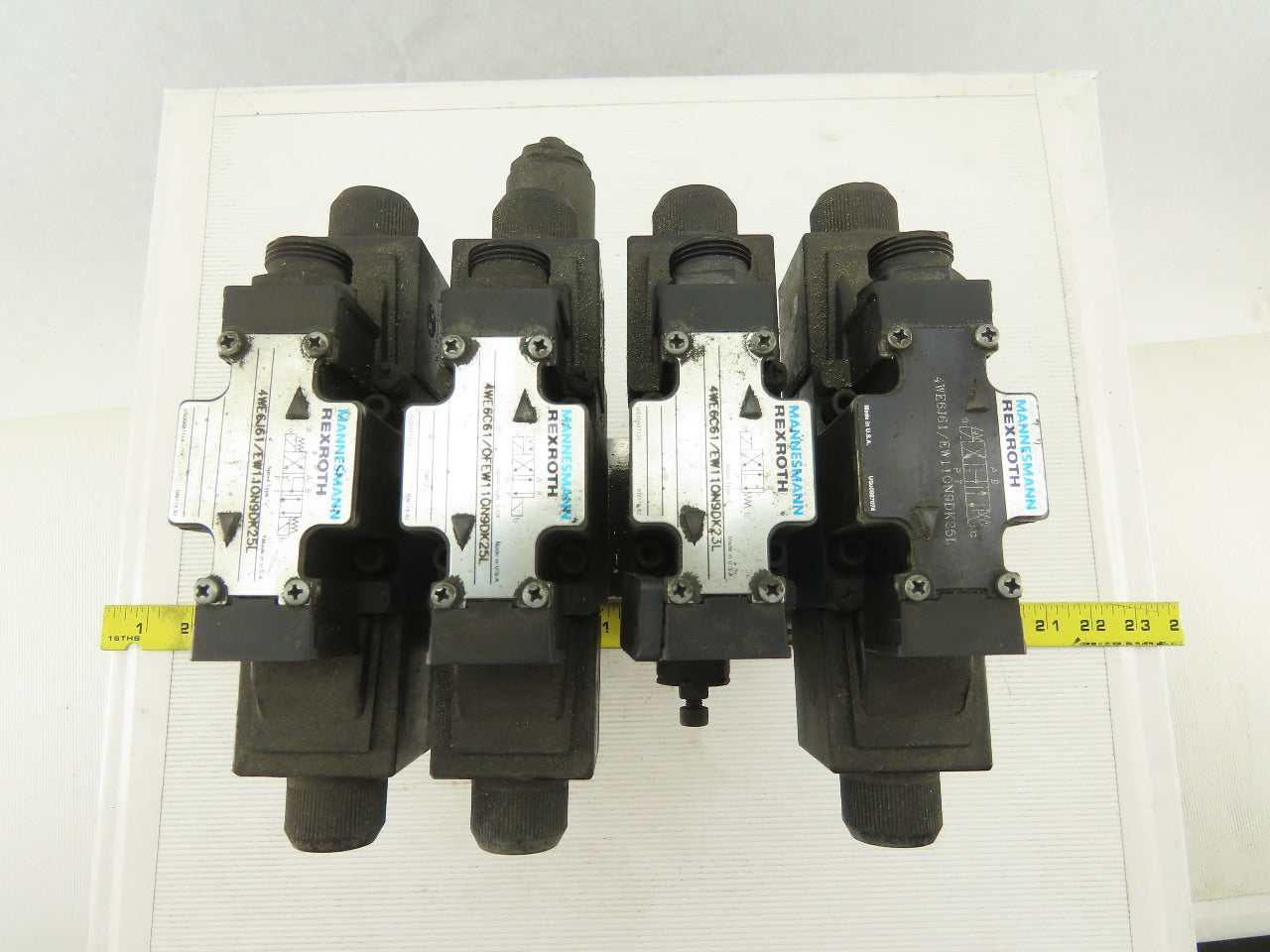 Rexroth 4WE6J61 4 Port 2 &3 Position Check Regulated Hydraulic Valve Assembly
