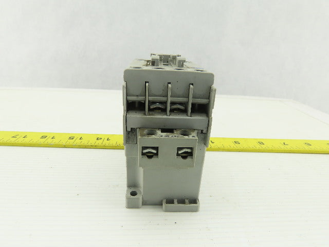 Allen Bradley 700-CFM400E Ser A Control Relay 24V Coil