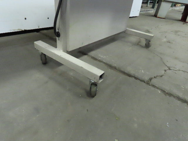 12"Wx46"L"x31"H Smooth Belt Conveyor 115V 1Ph 0-72" FPM