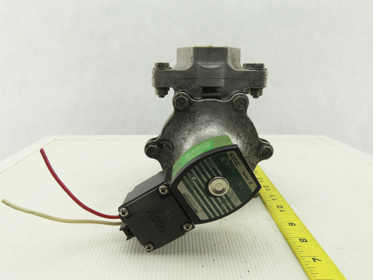 ASCO JKP 8214G261C 1-1/4" NPT 2-Way Fuel Gas Solenoid Valve 120V