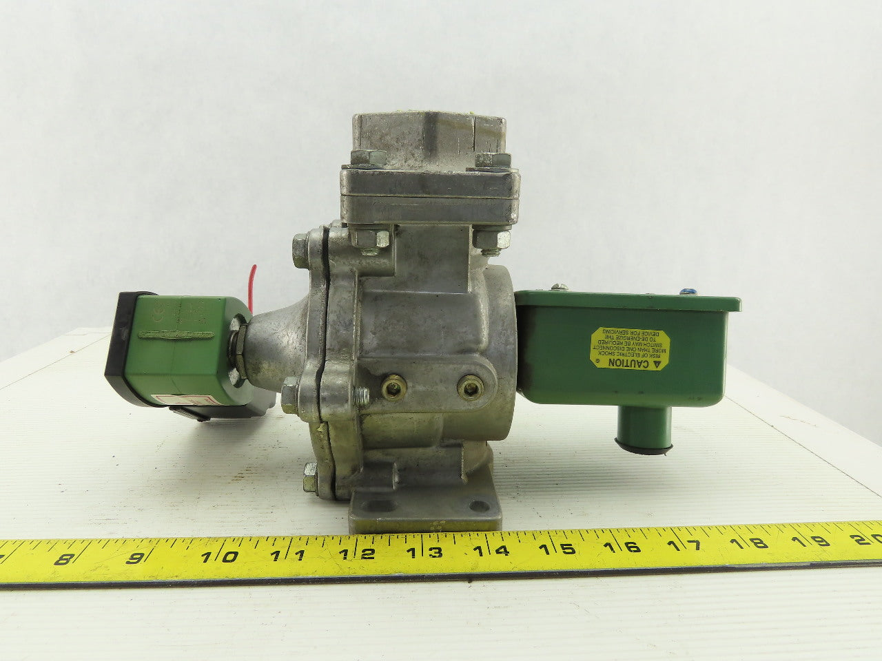 ASCO JKP 8214G261C 1-1/4" NPT 2-Way Fuel Gas Solenoid Valve 120V