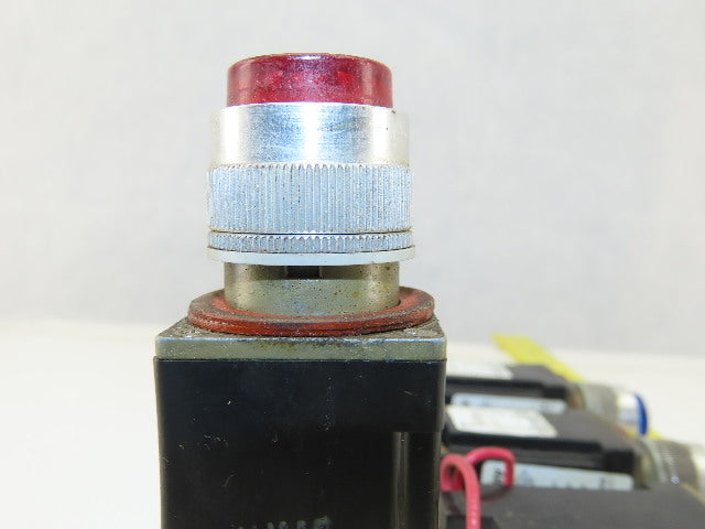 Allen Bradley 800MR-QT12K Push Button Switch  12v Lamp73 Red Green Blue Lot Of 5