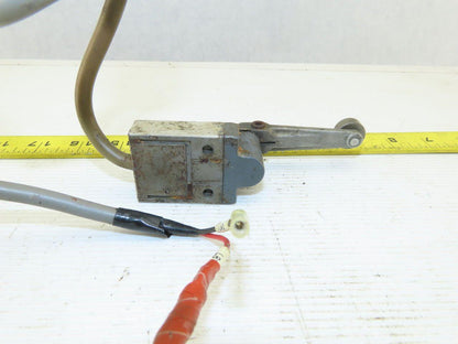 Omron D4C-442B Limit Safety Switch Roller Arm