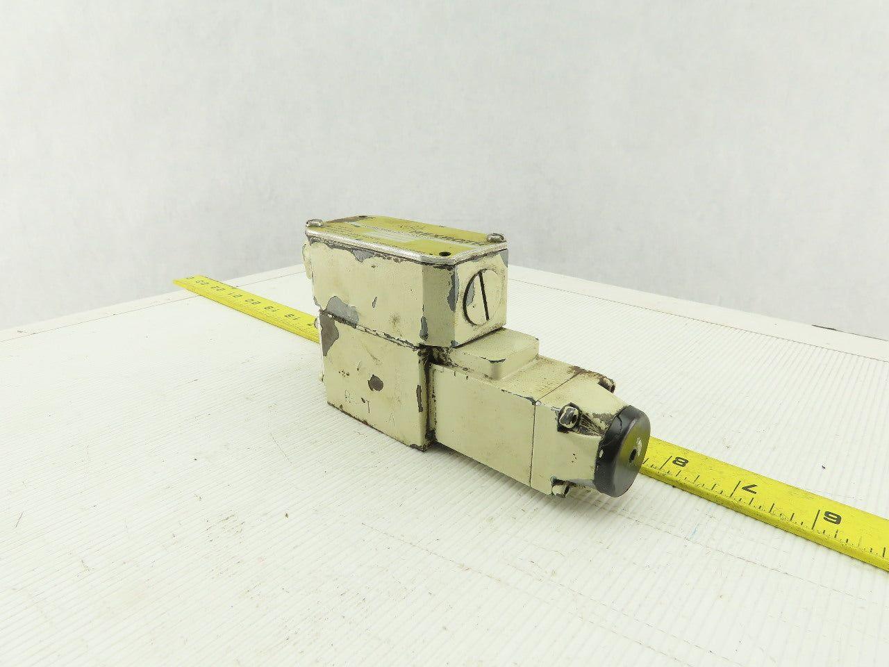 Rexroth 4WE6D51/AW120-60N9D/5V Hydraulic Solenoid Control Valve