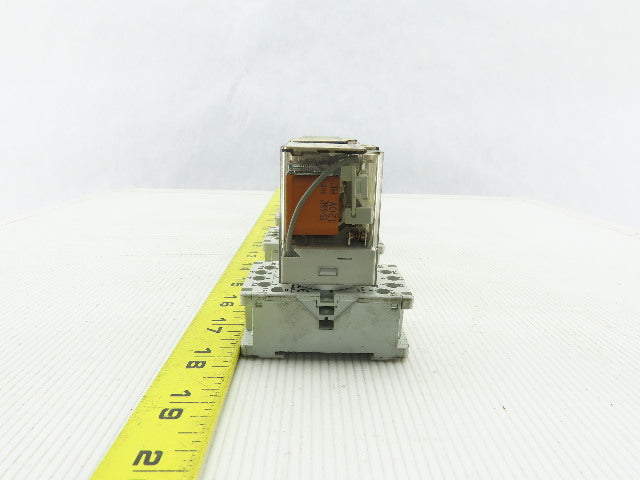 Allen Bradley 700-HA33Z24 Ser D 700-HN101 Ser C Relays And Sockets Lot Of  5