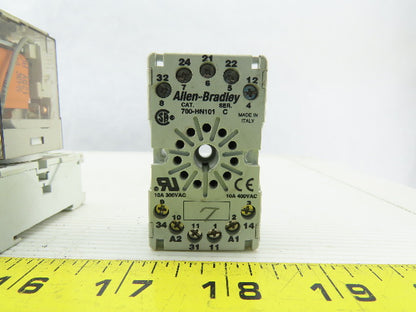 Allen Bradley 700-HA33Z24 Ser D 700-HN101 Ser C Relays And Sockets Lot Of  5