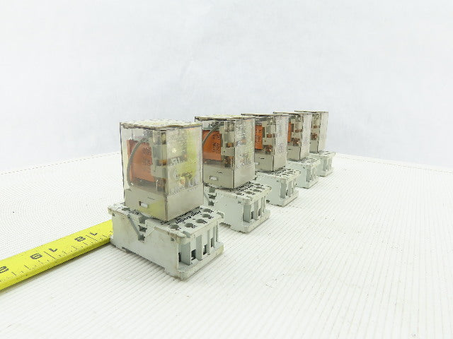 Allen Bradley 700-HA33Z24 Ser D 700-HN101 Ser C Relays And Sockets Lot Of  5