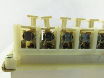 Allen Bradley 1492-CE Terminal Blocks W/Fuse FNA-10 Dual Element Din Rail 19 Pcs