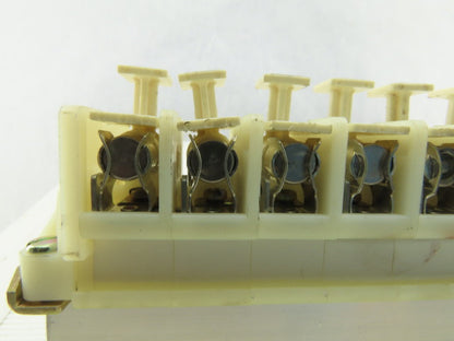 Allen Bradley 1492-CE Terminal Blocks W/Fuse FNA-10 Dual Element Din Rail 19 Pcs