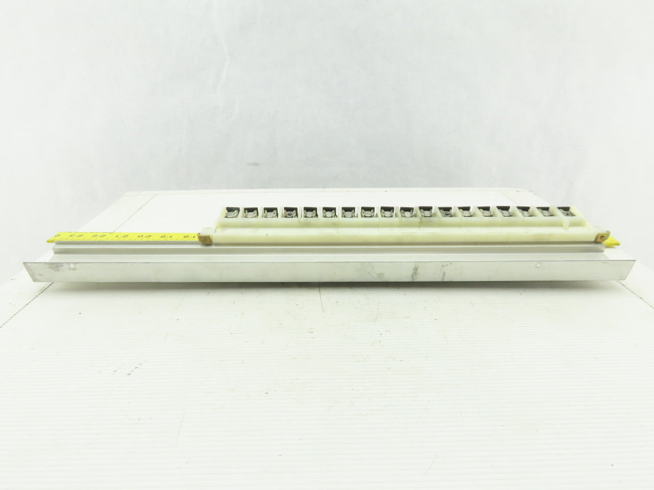 Allen Bradley 1492-CE Terminal Blocks Din Rail W/Fuse Gould GFN1 125VAC 18 Pcs