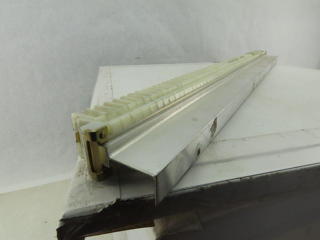 Allen Bradley 1492-CA DIN Rail Mount Terminal Block Lot Of 75