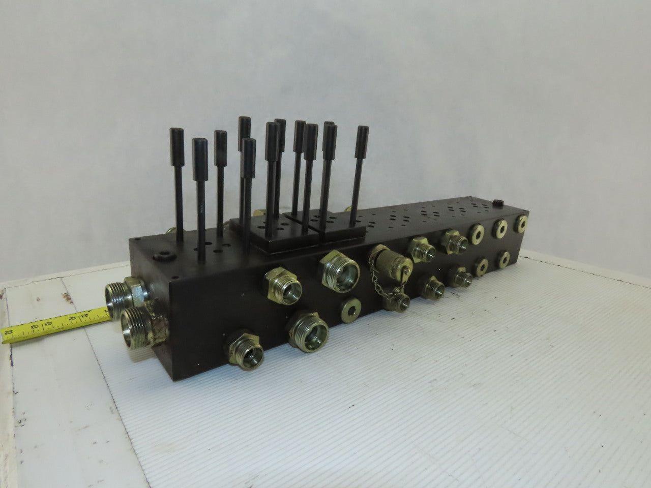 8 Station Hydraulic Valve Manifold O-Ring 32 Ports 1.25-16mm 4-1.75-20mm