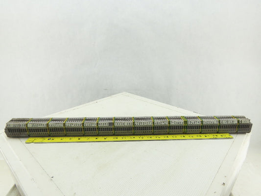 Entrelec M4/6 5116 DIN Rail Mount 108 Terminal Blocks/Strip 500V W/14 Grounds