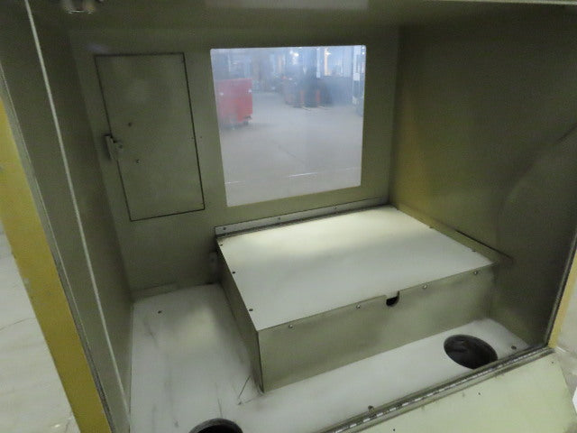 Dust Shield Computer Enclosure Cabinet W/AC Cooling Unit 115V 1Ph