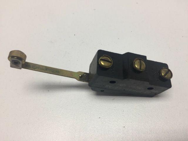 HoneyWell BZ-2RW89992-A2 Limit Switch 1/2A 125VDC 1/4A 250VDC Lot of 13