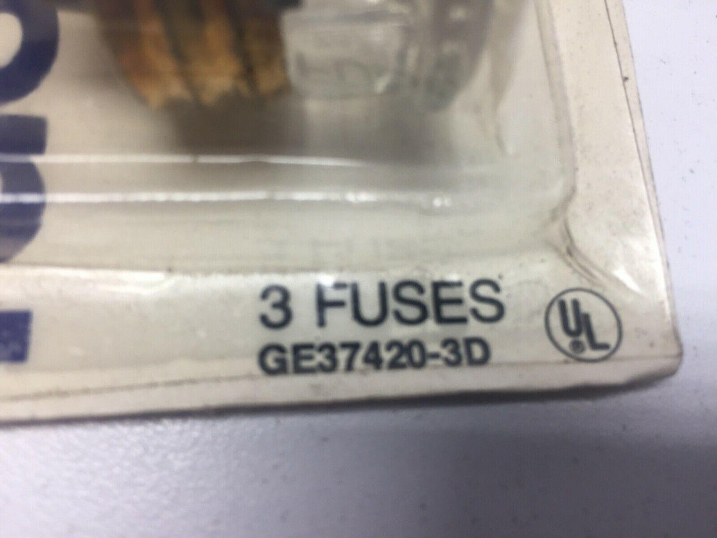 General Electric GE37420-3D5 Time Delay Plug Fuses 20A-125V 4 Packs of 3 In Box