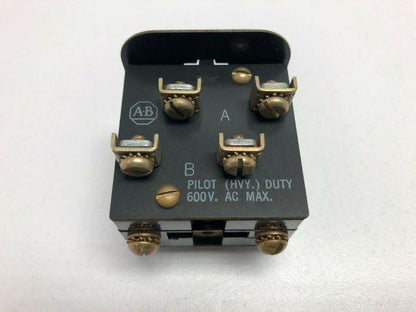 Allen Bradley 800T-XB19/A Push Button Contact Block 2N.O 2N.C Series A Lot of 4