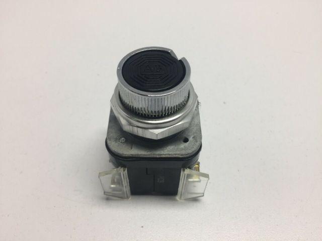 Allen Bradley 800TK2BBXX/T 30mm Black Flush Push Button Series T