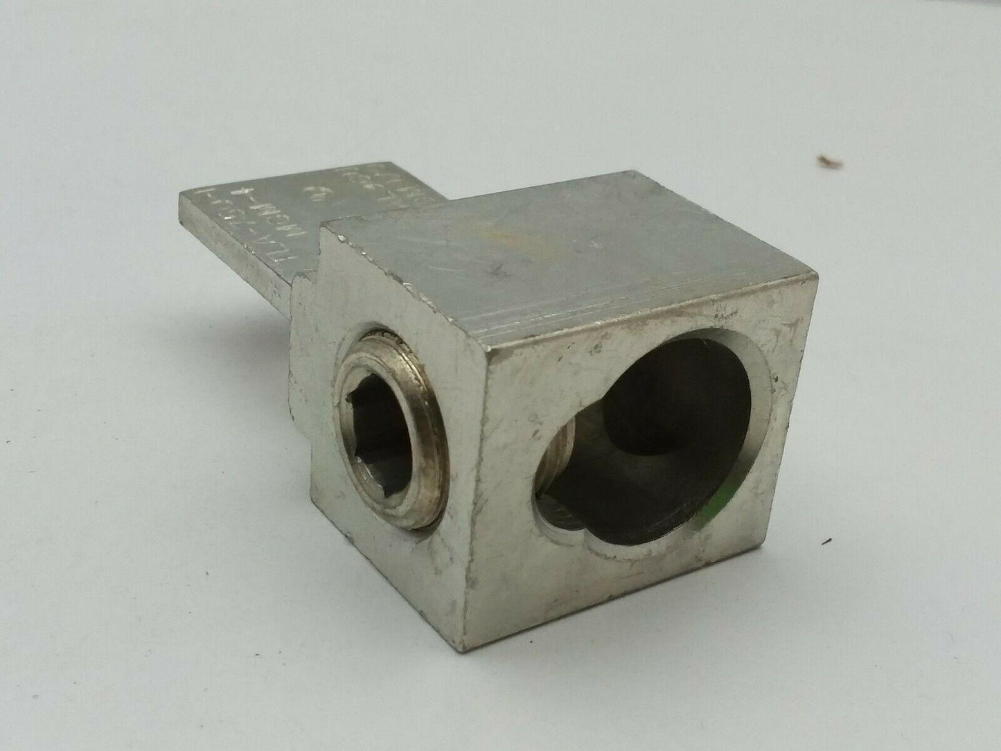 CMC TLA-750-1 MCM-4 Mechanical Lugs Lot of 4