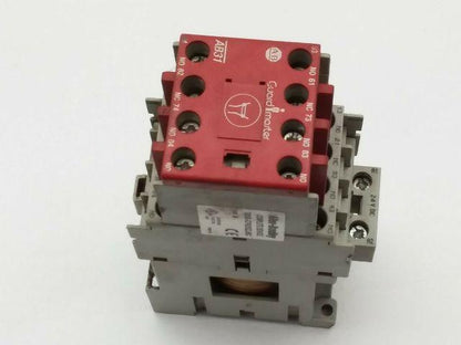 Allen Bradley 700S-CF620ZJBC Guardmast Safety Contactor 25A Series A Lot of 2