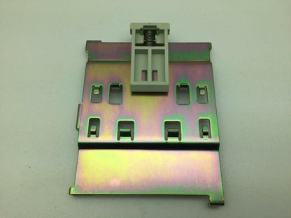 Square D VW3A28851 Mounting Plate for DIN Rail