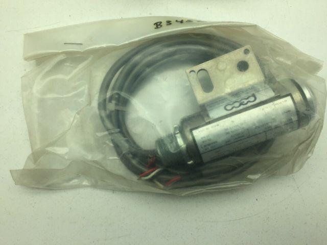 Peco B3456 Photoelectric Sensor Solid State Receiver Lot of 4