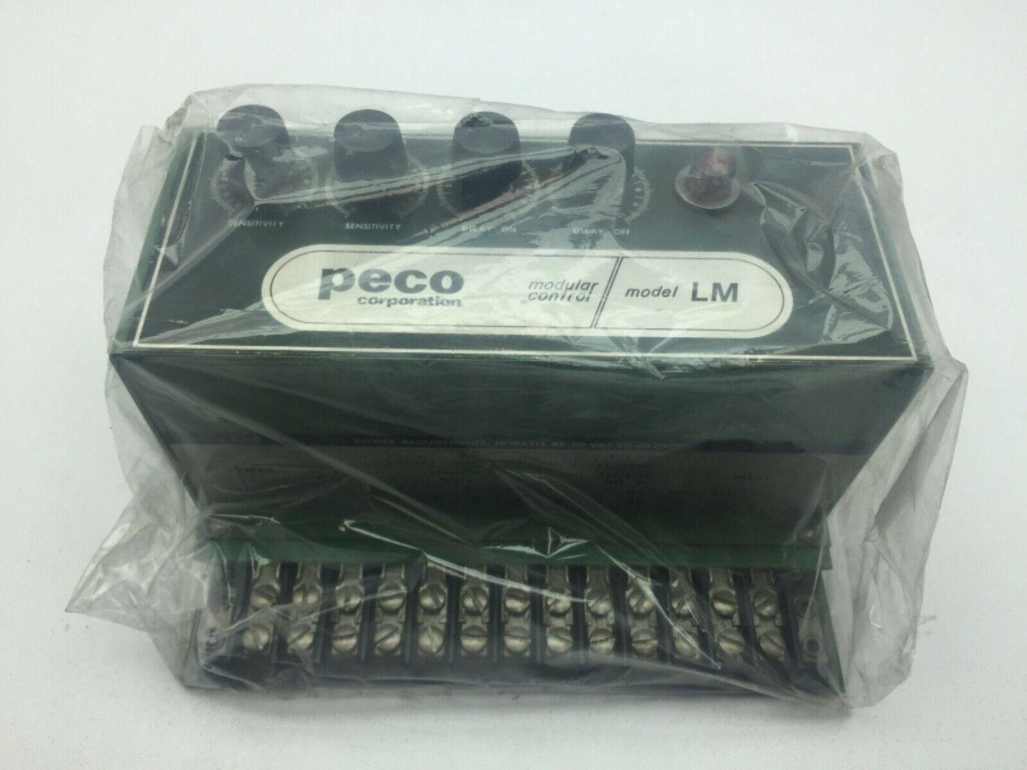 Peco C-3008 5910 Modular Control Model LM 10W 117VAC 50-60 Cycle