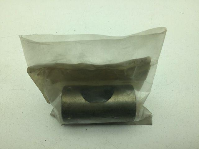 Clark Forklift Ball Stud Housing Sleeve 134054