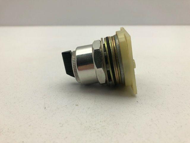 Square D 9001KS62B Black Knob 3 Position Maintained