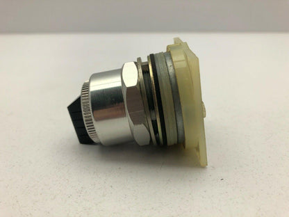 Square D 9001KS62B Switch Black Knob 3 Position Spring Return