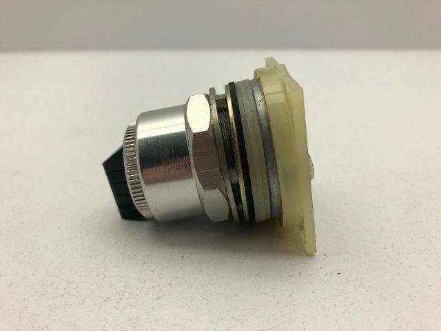 Square D 9001KS62B Switch Black Knob 3 Position Spring Return