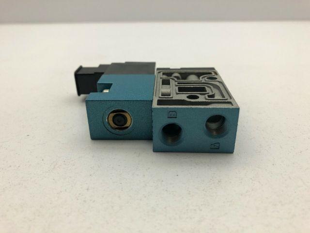 Mac 45A-LAC-DAAJ-1KJ Solenoid Valve 120PSI 110-120VDC Coil 5.4W 1/8"NPT