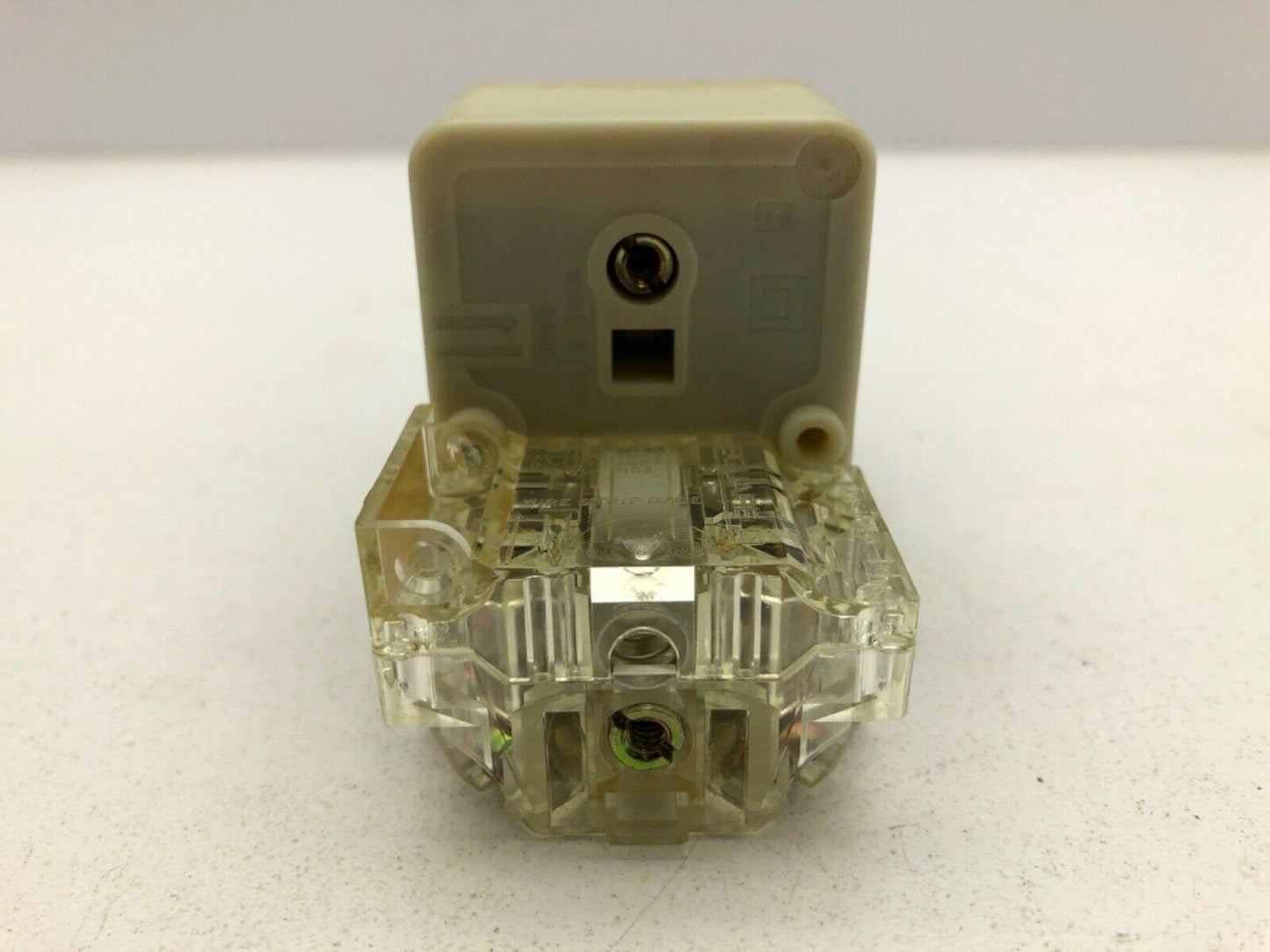 Square D 9001SK2L1RH13/H Red Illuminated Push Button 1N.O 1N.C Series H