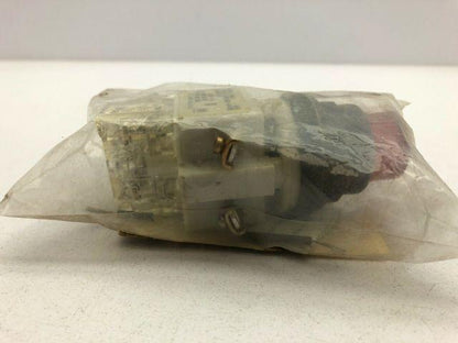 Square D 9001SK2L1RH1/G Red Illuminated Push Button 1N.O 1N.C Series G